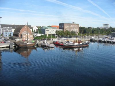 Kogge im Hafen von Kiel bei der Ankunft am 18092009.JPG